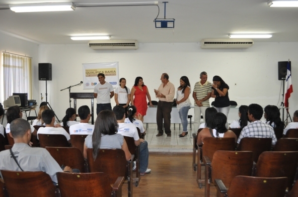 Aprendizes do Qualifica Bahia da cidade de Brumado foram certificados na ltima sexta