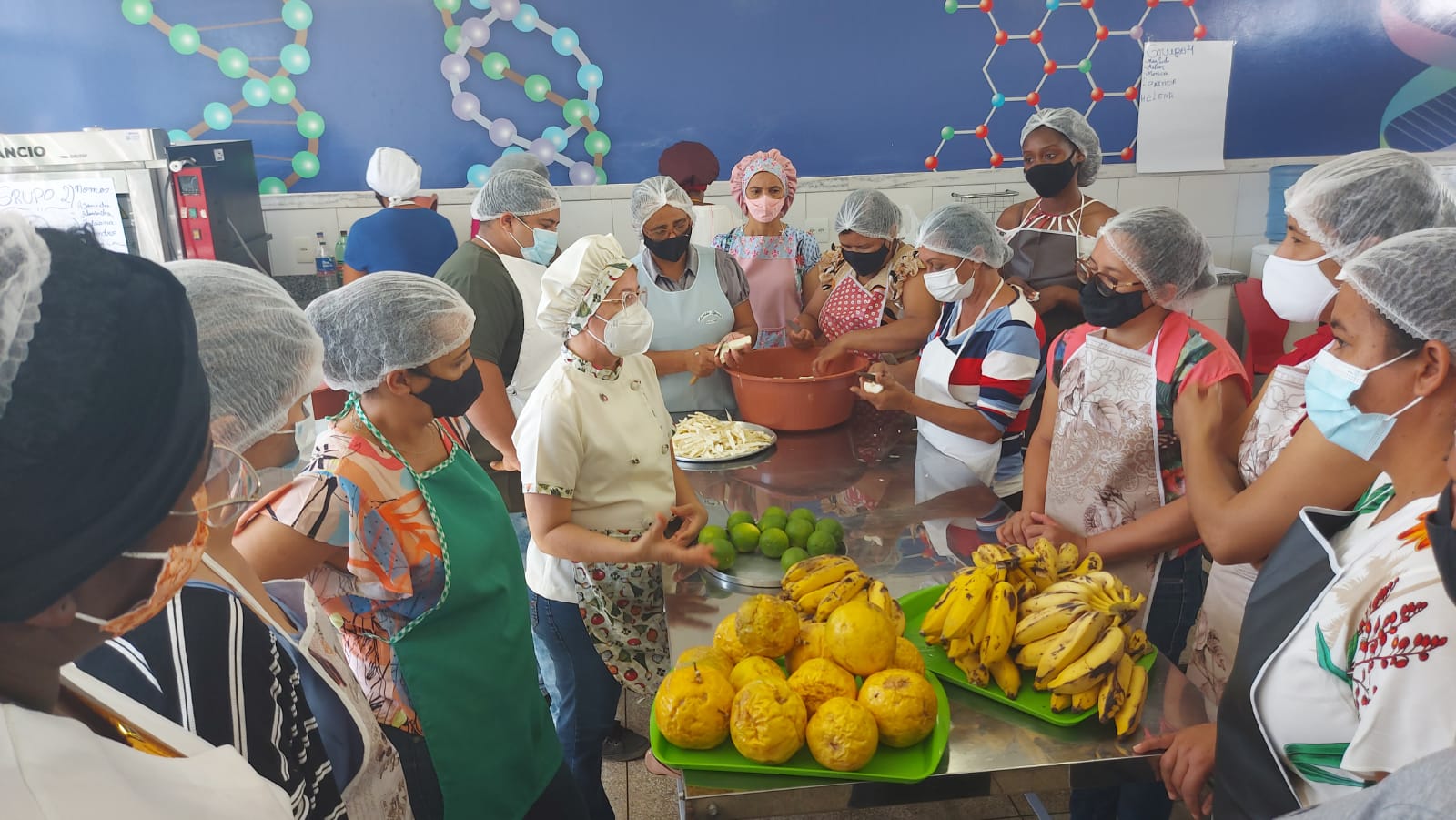 Cesol Sertão Produtivo em parceria com o Sebrae promove curso de culinária sobre derivados da mandioca 