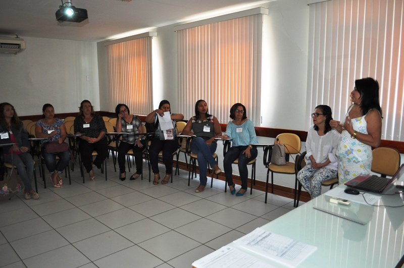 Treinamento de monitoras e instrutoras para projeto dos trabalhadores domsticos