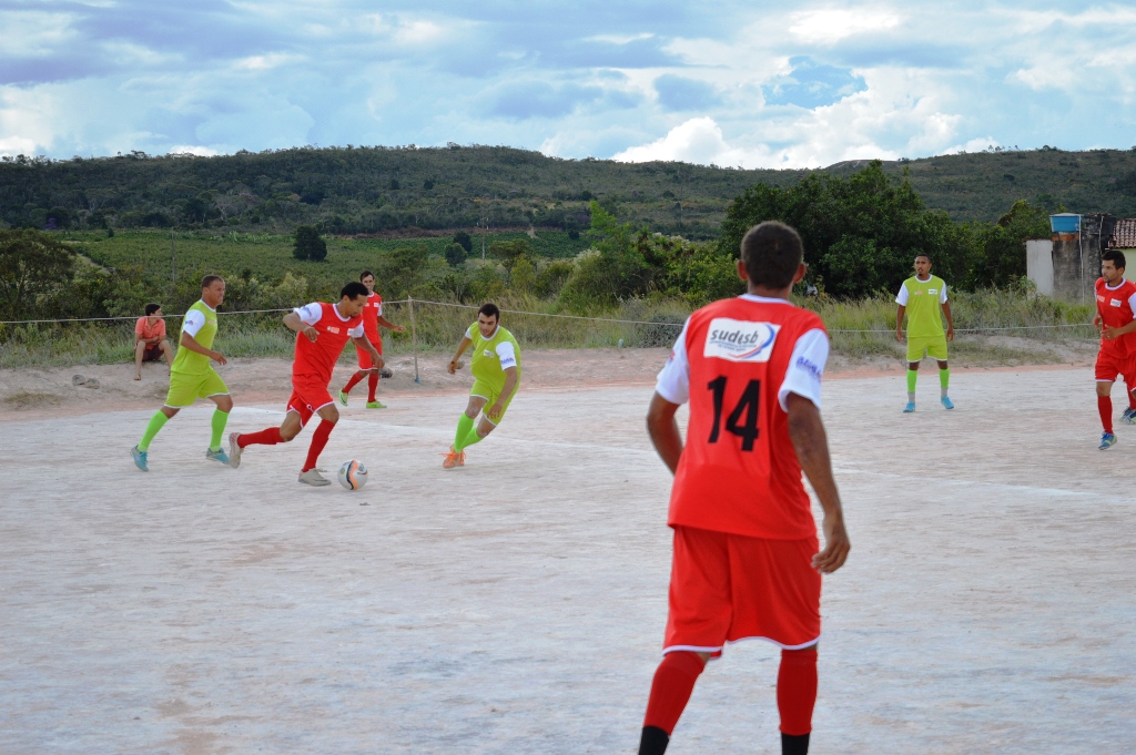 Inicia o Campeonato Rural de Futebol Society de Barra da Estiva